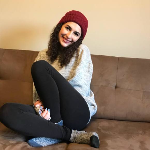 Meet your Posher, Sharon - Picture 1 of 1